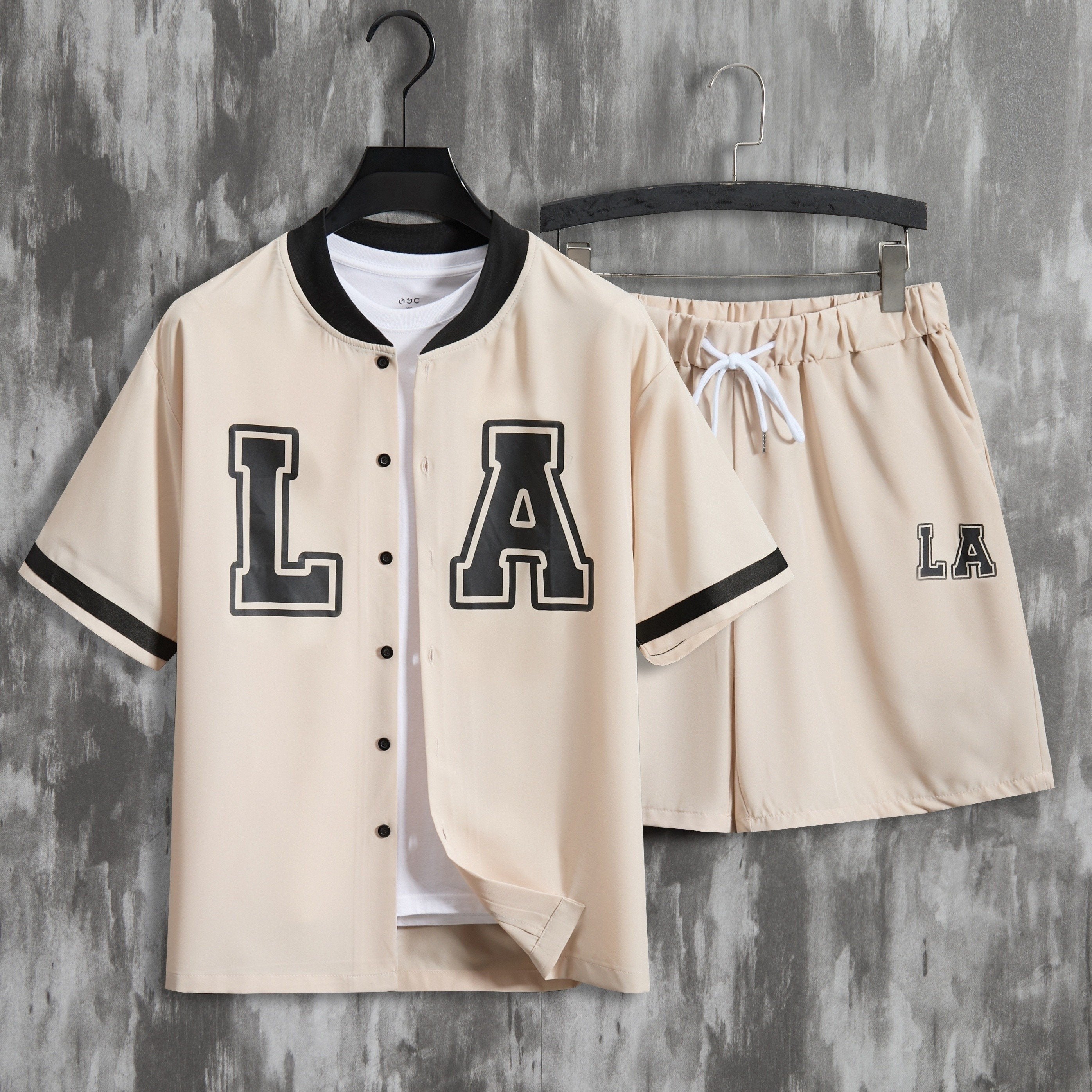 Ensemble 2 pièces tendance pour homme, imprimé lettres, maillot de baseball décontracté à manches courtes et short à cordon pour l'été, vêtements pour homme, entraînement de vacances