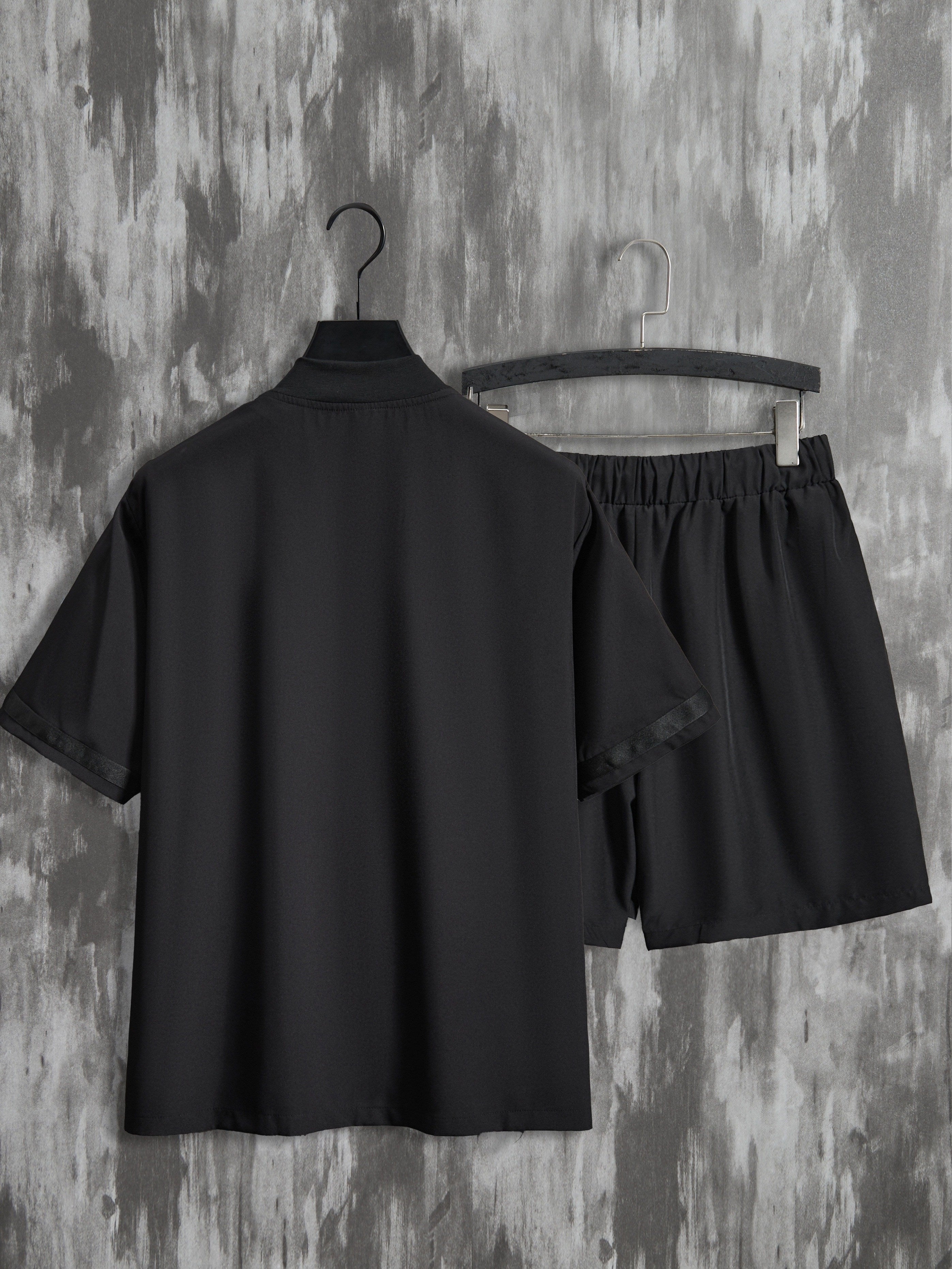 Ensemble 2 pièces tendance pour homme, imprimé lettres, maillot de baseball décontracté à manches courtes et short à cordon pour l'été, vêtements pour homme, entraînement de vacances