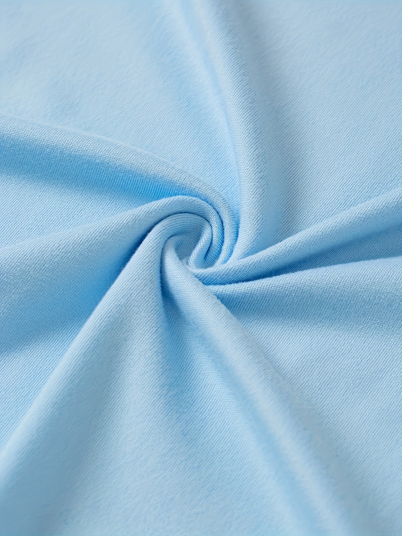 T-shirt col rond à imprimé sourire pour homme, design graphique, décontracté et confortable pour l'été, vêtements pour hommes pour les vacances quotidiennes.