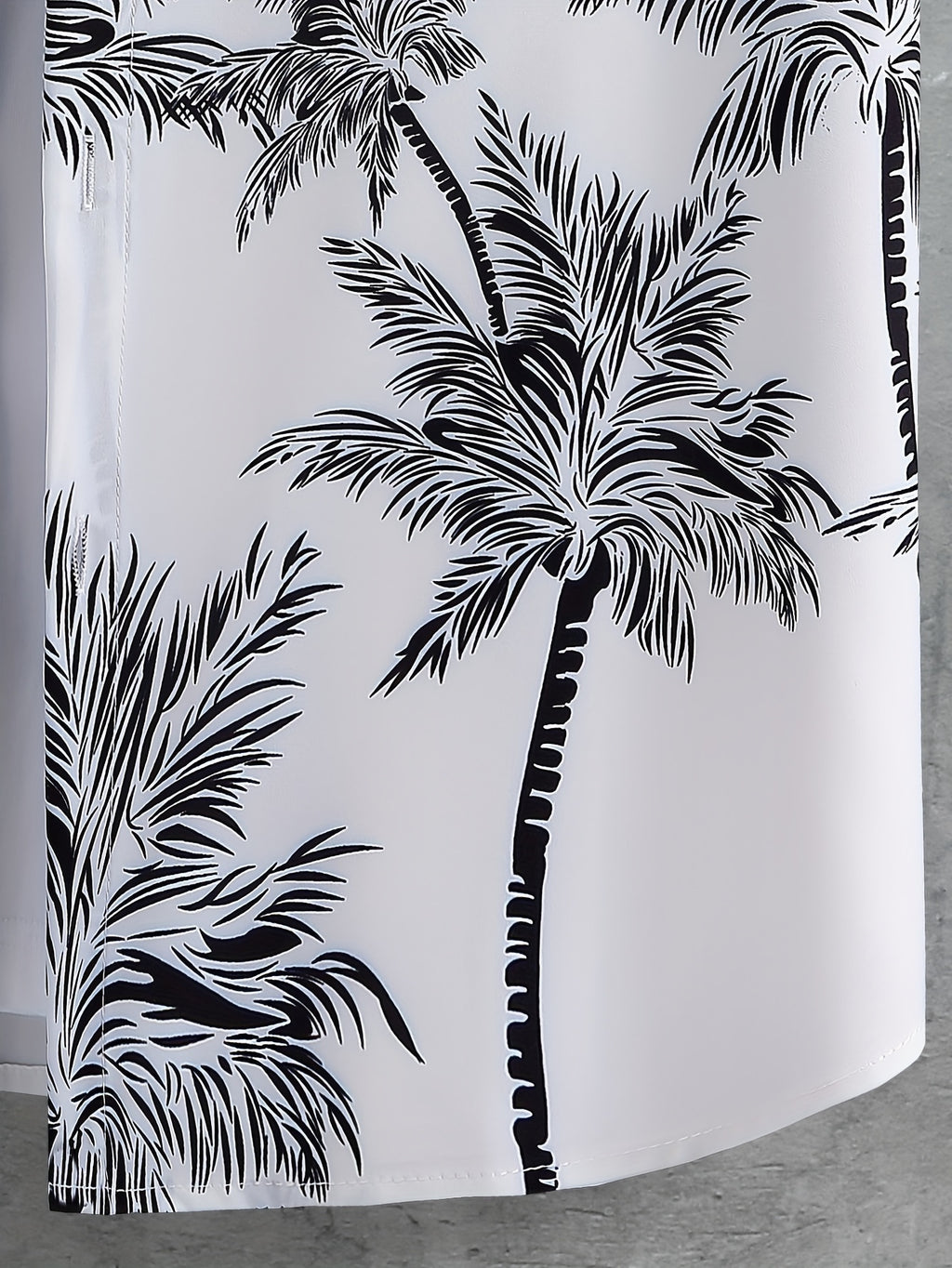 Ensemble 2 pièces imprimé cocotier pour homme, chemise hawaïenne décontractée à manches courtes et col camp, avec revers et short à cordon de serrage, pour l'été.