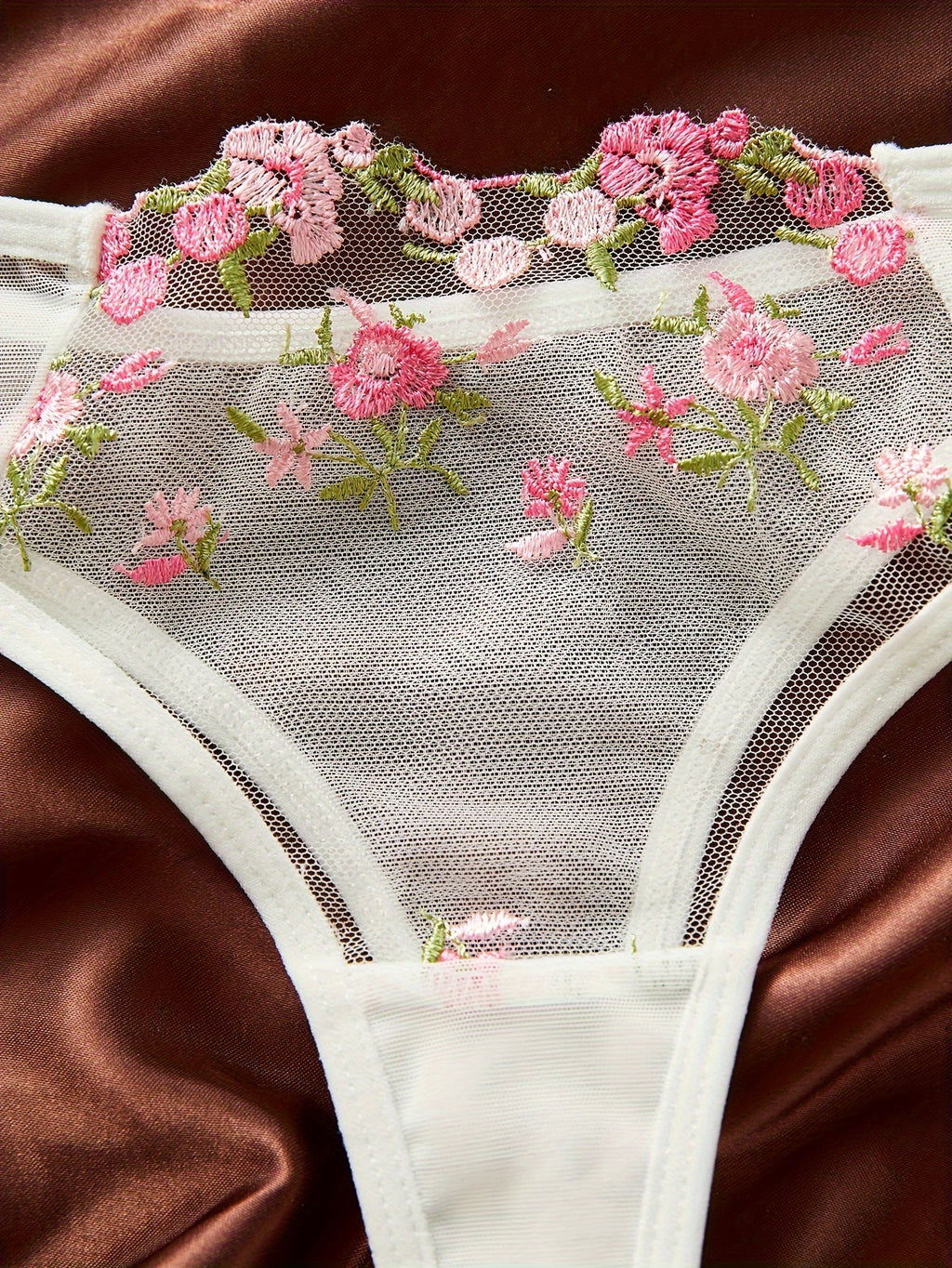 Ensemble de lingerie brodée florale exquise - Soutien-gorge léger et transparent et string en maille séduisante - Élégance féminine pour des moments intimes - Sous-vêtements sexy pour femmes