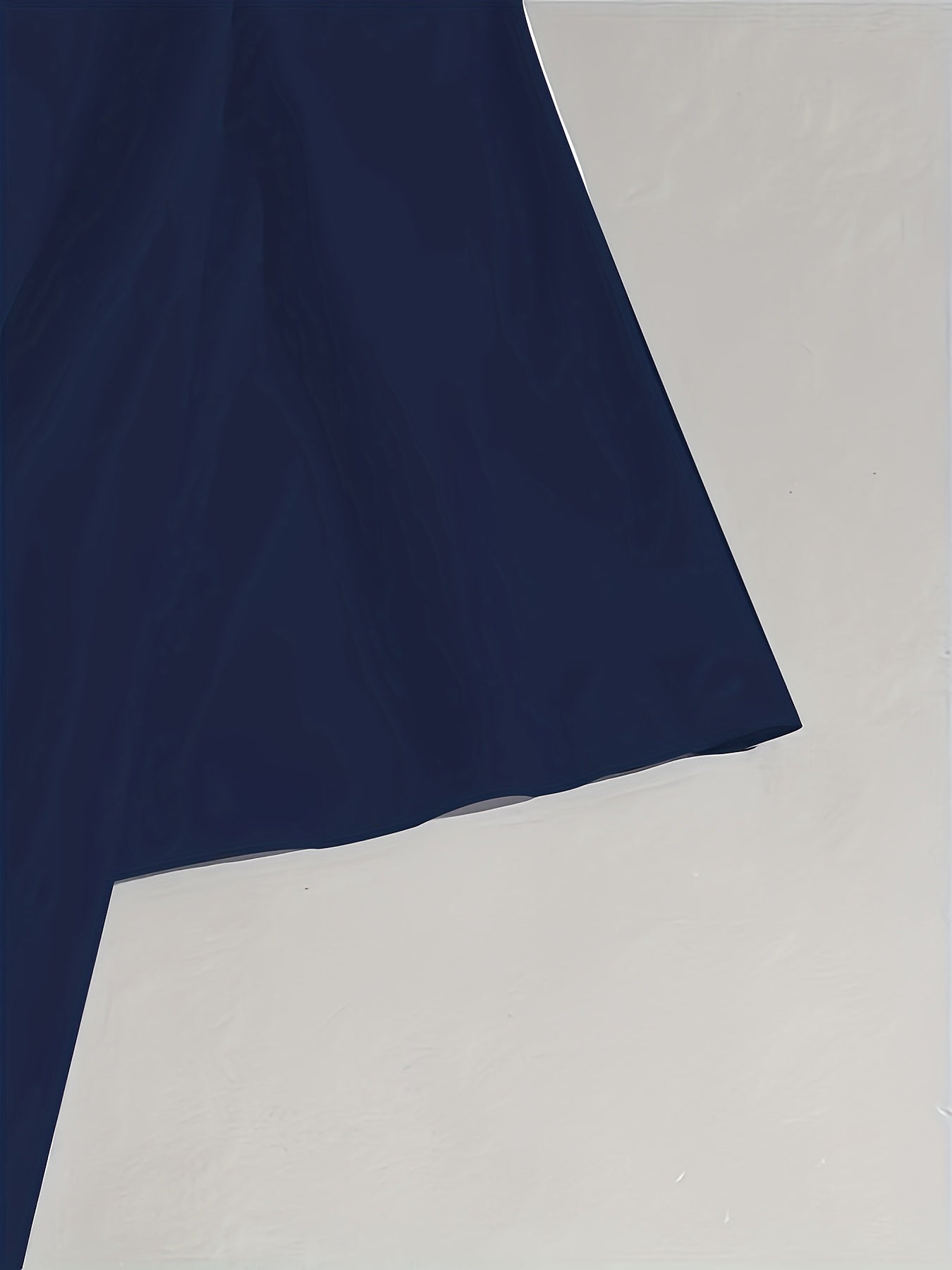 T-shirt col rond à imprimé visage souriant pour homme, design graphique, décontracté et confortable pour l'été, vêtements pour hommes pour les vacances quotidiennes.