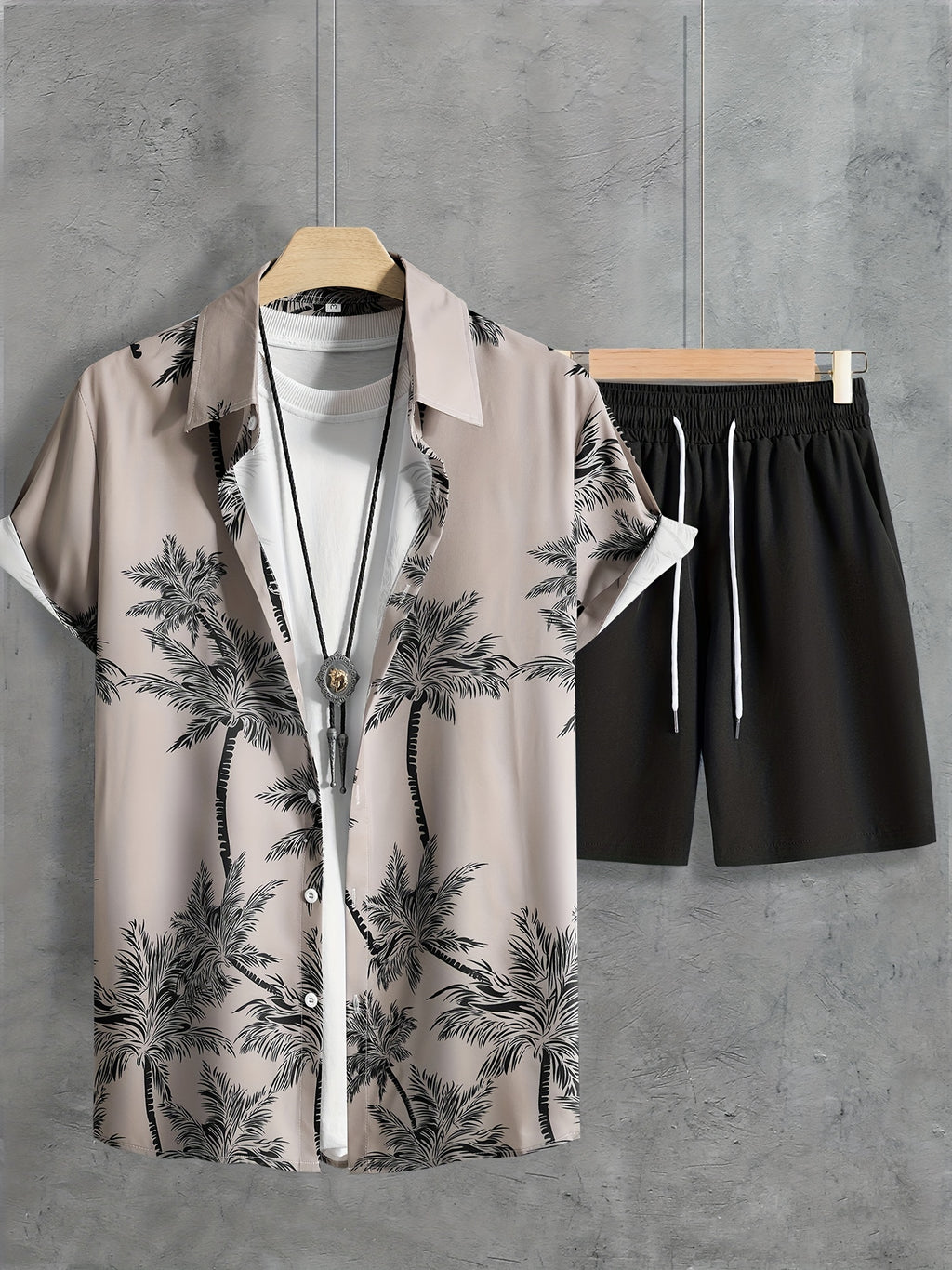 Ensemble 2 pièces imprimé cocotier pour homme, chemise hawaïenne décontractée à manches courtes et col camp, avec revers et short à cordon de serrage, pour l'été.